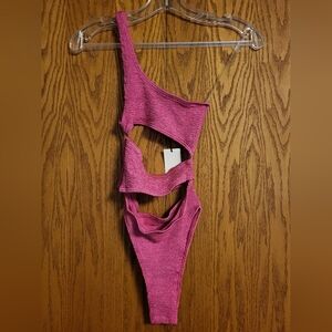 NWT bond-eye Australia Fuchsia Rico Bound Crinkle One Piece Swimsuit Un-Sized